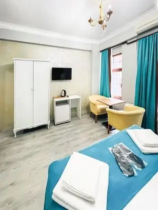 Economy, Manzarasız