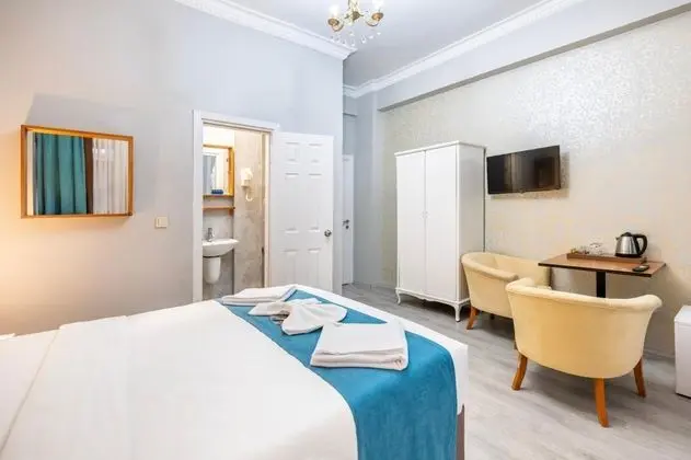Standart Oda, Sokak Manzaralı