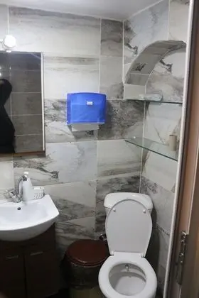 Ortak Ranzalı Oda, Karma Ranzalı Oda (8 Beds)
