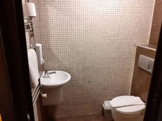 Economy Üç Kişilik Oda