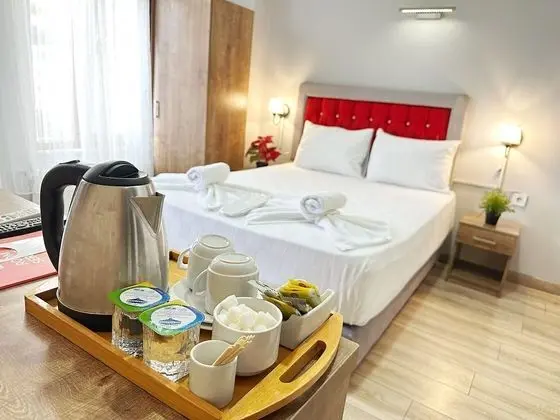 Tek Büyük Yataklı Oda, Balkon