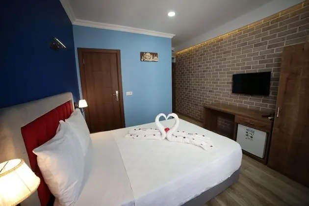 Tek Büyük Yataklı Oda, Balkon