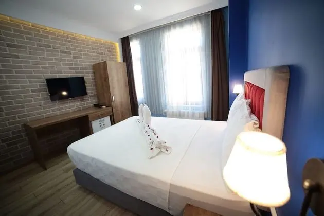 Tek Büyük Yataklı Oda, Balkon