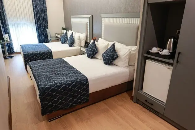 Standard Dört Kişilik Oda