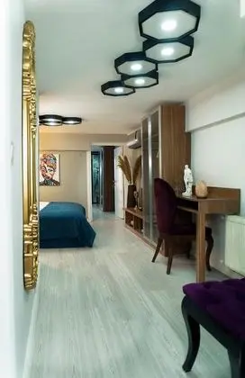 Aile Suiti, Bahçe Manzaralı, Balkonlu
