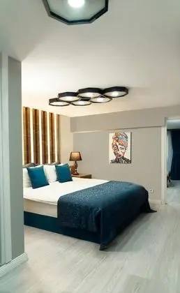 Aile Suiti, Bahçe Manzaralı, Balkonlu