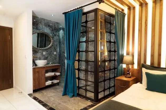 Suite, Şehir Manzaralı