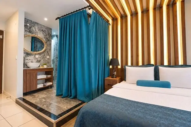 Suite, Şehir Manzaralı