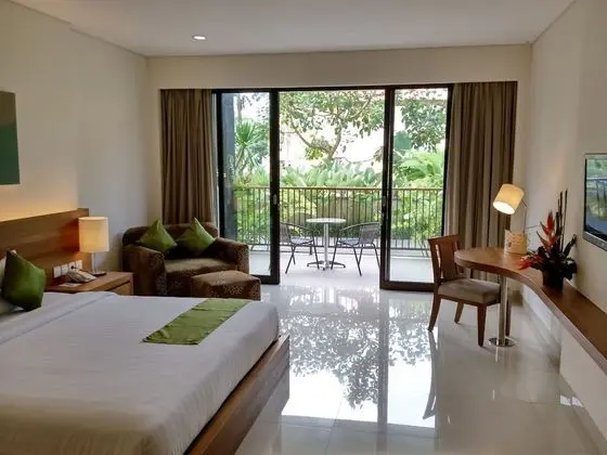 Taksu Suite with Balcony