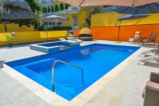Premium Villa, Ocean and Pool View
