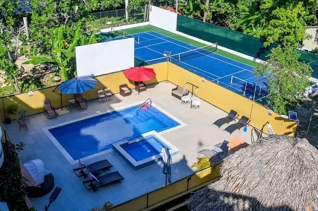 Premium Villa, Ocean and Pool View