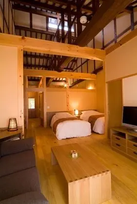 Oda, Sigara İçilmez (Adult only)