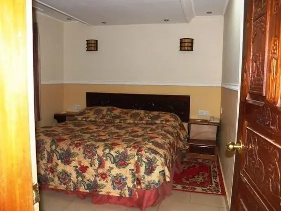 Tek Büyük Yataklı Oda