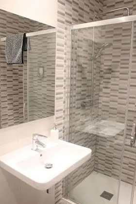 Basic İki Ayrı Yataklı Oda, 2 Tek Kişilik Yatak, Ortak Banyo