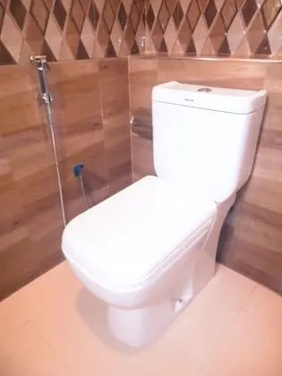 Deluxe Tek Büyük Yataklı Oda, 1 Yatak Odası, Sigara İçilebilir, Bahçe Manzaralı