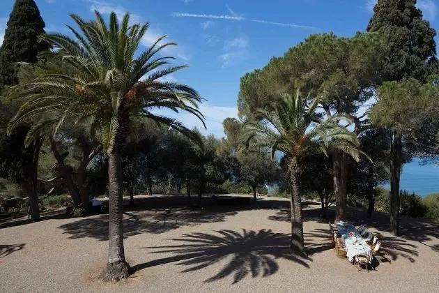 Classic Tek Büyük Yataklı Oda, Koy Manzaralı (Private External Bathroom)