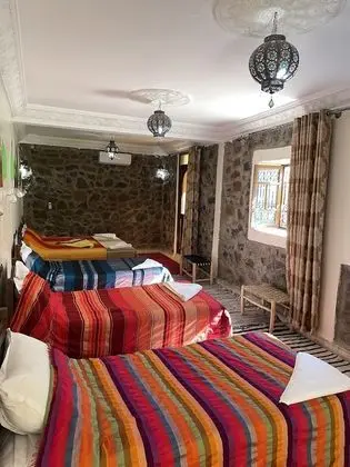 Panoramic Family Room, Balcony, Mountain View