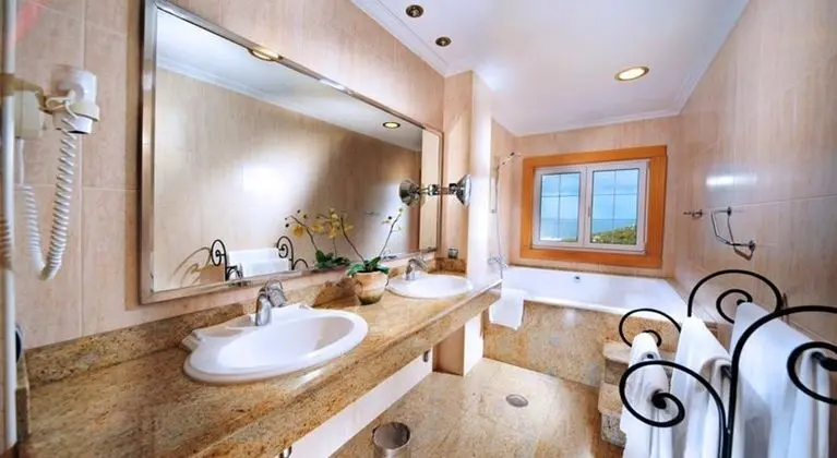 1 Çift ​​kişilik Yatak Ocean View