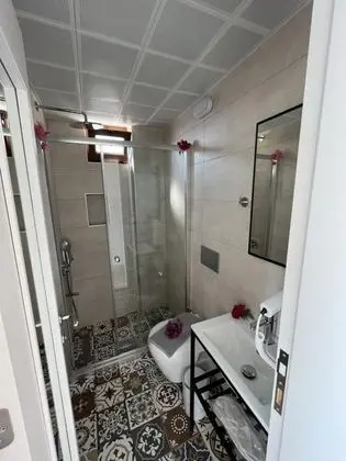 Standart Oda, Deniz veya Bahçe Manzaralı, Balkonlu