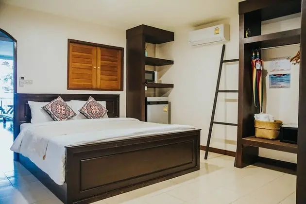 Family Room Seaview
