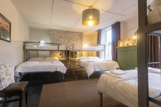 Çatı Katı (Loft), 4 Yatak Odası