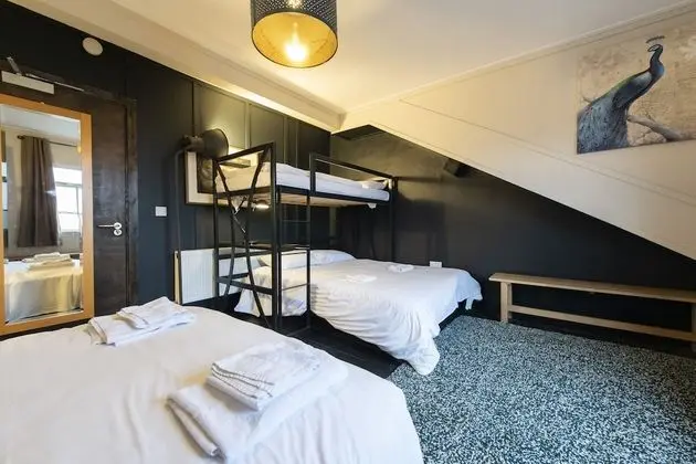 Çatı Katı (Loft), 4 Yatak Odası