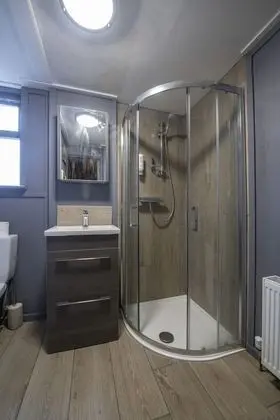 Çatı Katı (Loft), 4 Yatak Odası