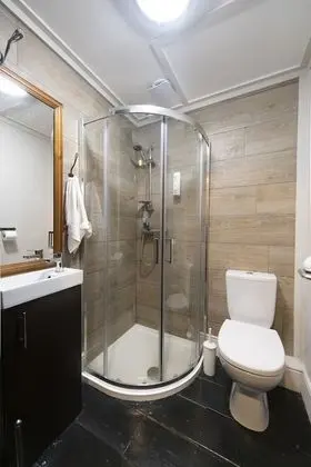 Çatı Katı (Loft), 4 Yatak Odası