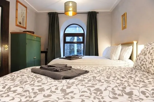 Ev, 4 Yatak Odası (Talbot Coach House)
