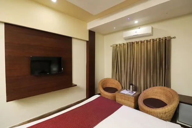 Super Deluxe Room