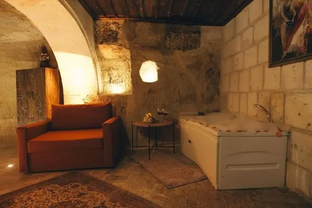 Ekonomi Cave Oda, Bahçe Manzaralı, İç Bahçe veya Teras
