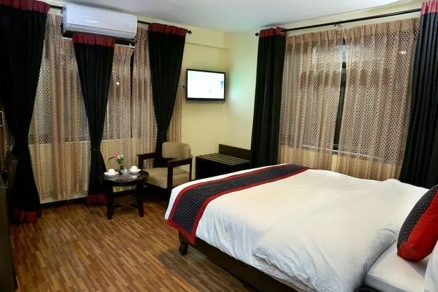 Deluxe Tek Büyük veya İki Ayrı Yataklı Oda