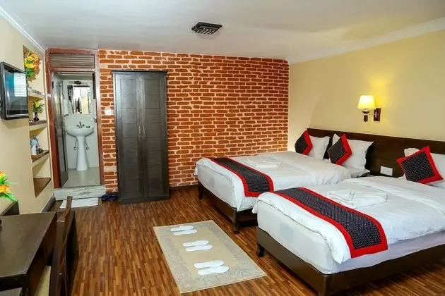 Deluxe Üç Kişilik Oda, Sigara İçilmez