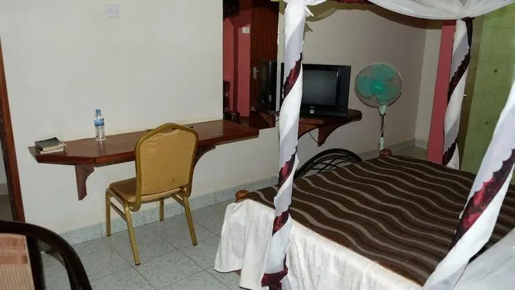 Executive Tek Büyük Yataklı Oda