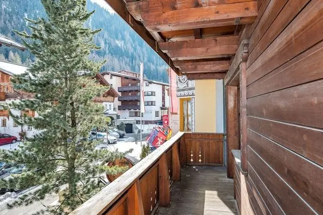 Üç Kişilik Oda, Balkon