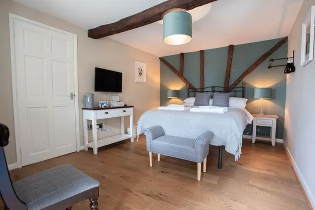 Comfort Tek Büyük Yataklı Oda, Banyolu/Duşlu, Avlu Manzaralı