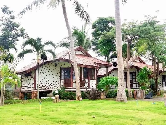 Coconut Cottage