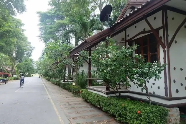Coconut Cottage
