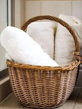 Tek Büyük Yataklı Oda, Banyolu/Duşlu (Room 5 Four Poster)