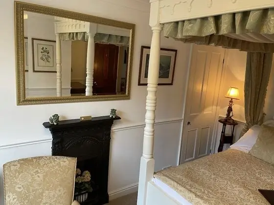 Tek Büyük Yataklı Oda, Banyolu/Duşlu (Room 5 Four Poster)