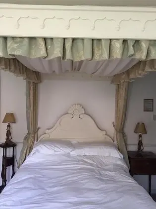 Tek Büyük Yataklı Oda, Banyolu/Duşlu (Room 5 Four Poster)