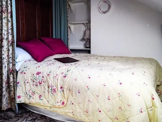 Tek Büyük Yataklı Oda, Ortak Banyo, Deniz Manzaralı