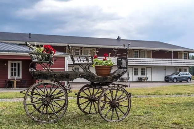 Basic Dört Kişilik Oda, Bahçe Manzaralı