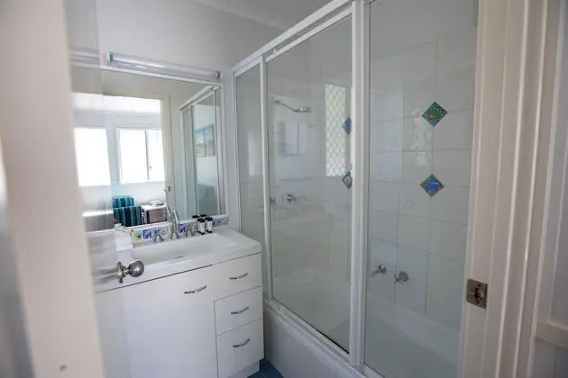 Superior Cabin, 2 Bedrooms, Non Smoking, River View (Waterfront)