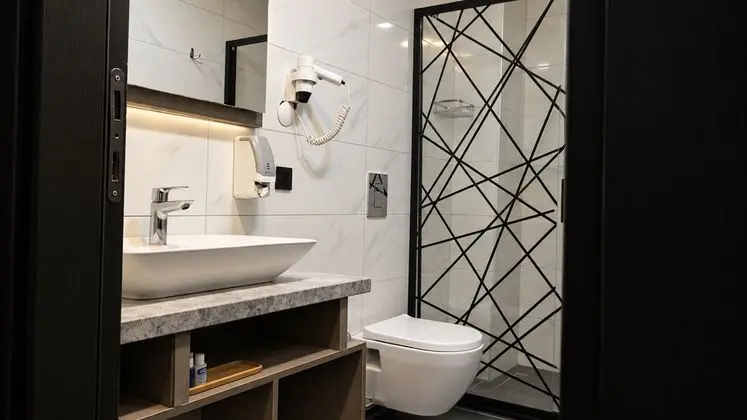 Deluxe A
