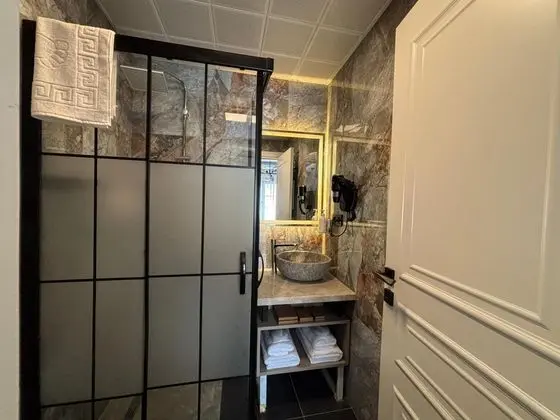 Ekonomik Küçük Oda,Kara Tarafı,1. Kat