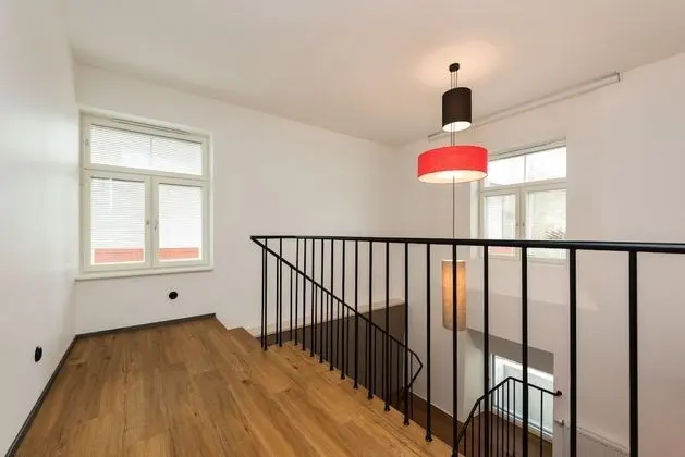 Split Level Apartment with Garden View