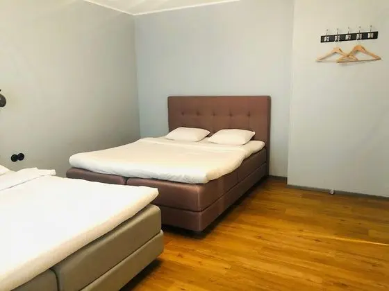 Superior Split Level Apartment
