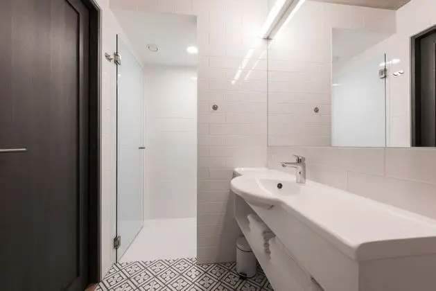 Superior Split Level Apartment