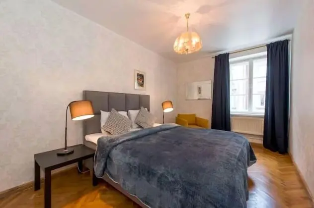 Standard Apart Daire, 1 Yatak Odası, Mutfak, Şehir Manzaralı